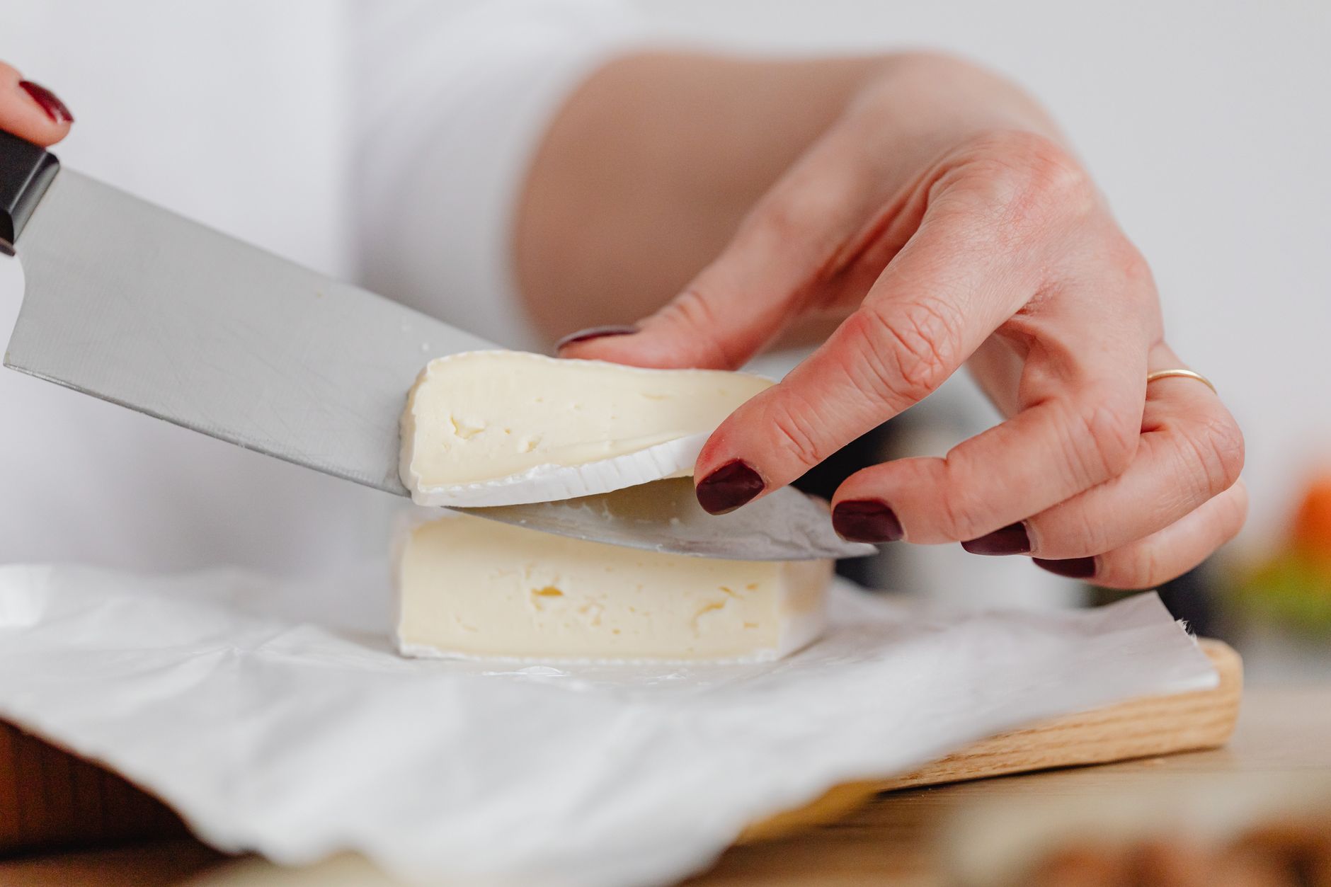 Peut-on congeler du camembert sans tout gâcher : ce que fait vraiment le froid au fromage — camembert congelé emballage