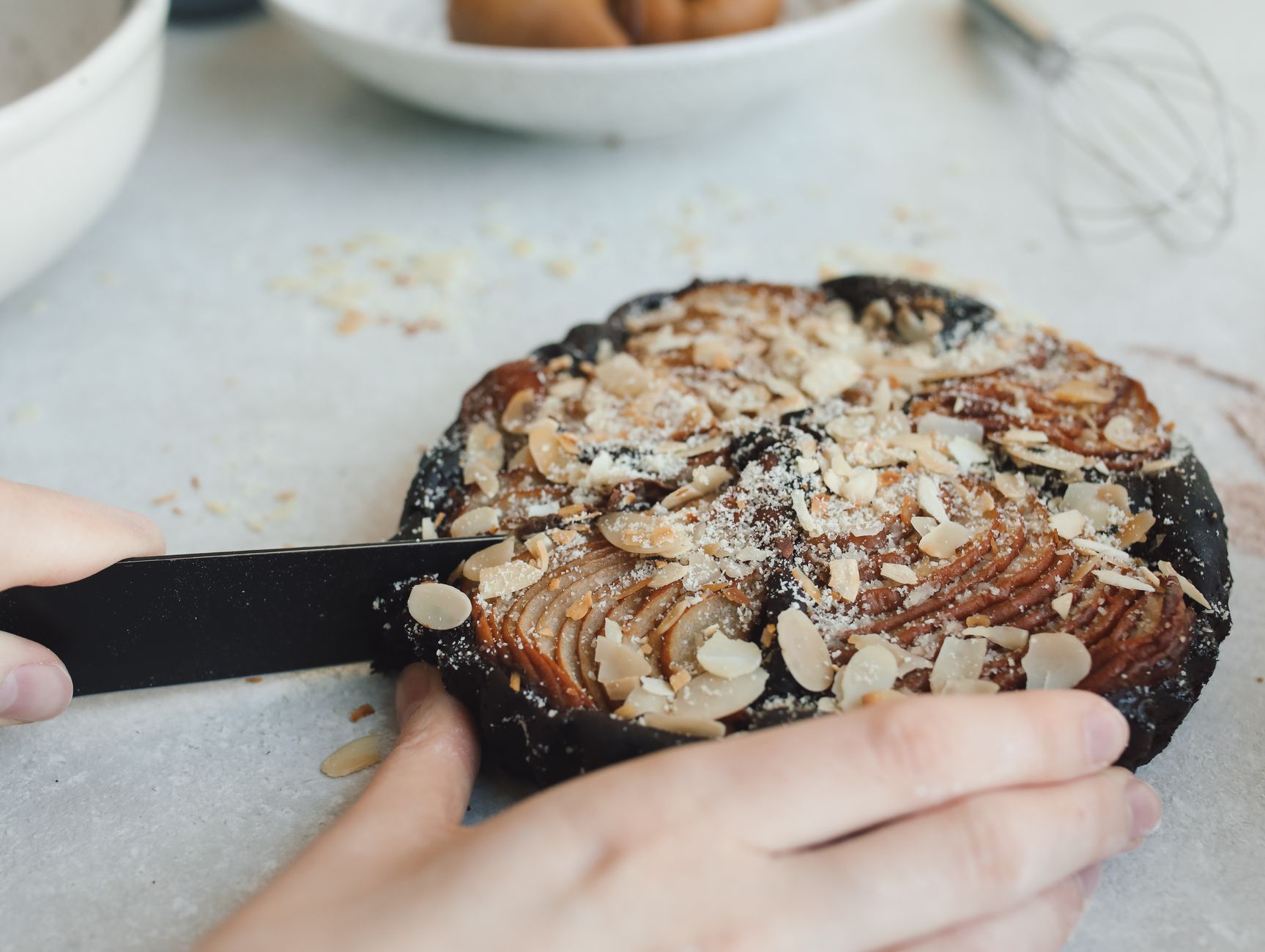 Tarte poire amandine la recette — part de tarte poire amandine