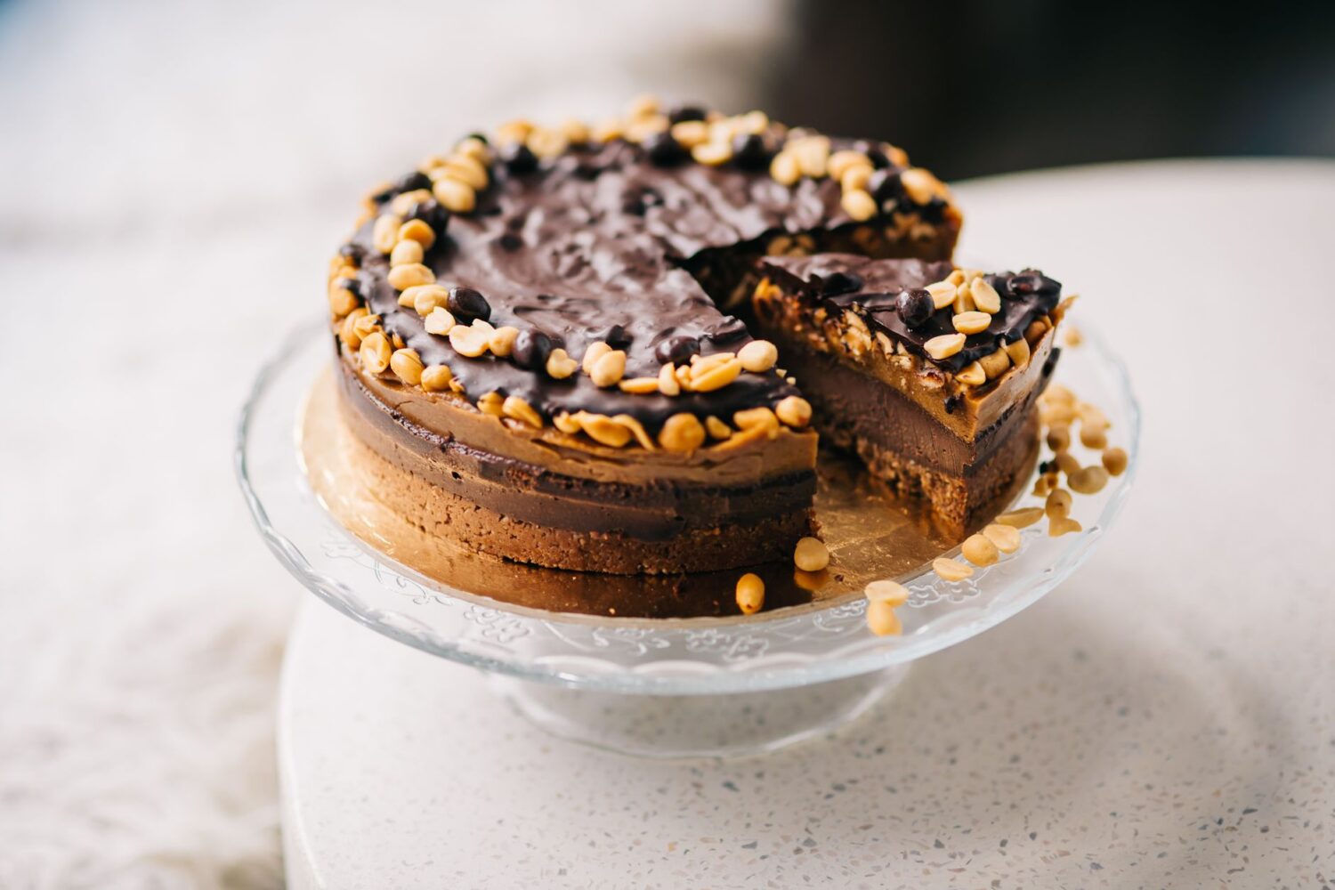 Gâteau cacahuète et chocolat : la recette facile, sans cuisson ou au four